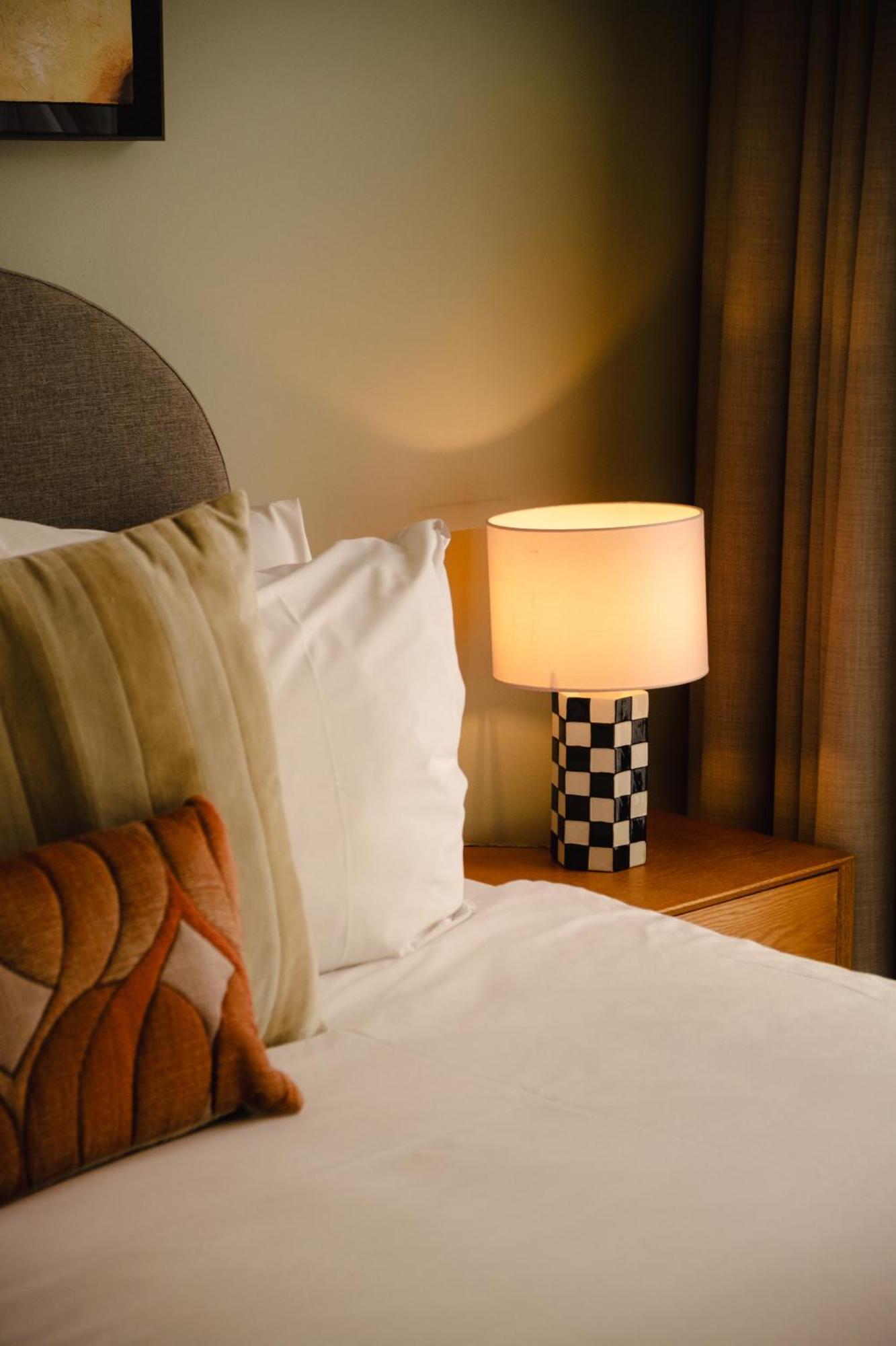 Finch Boutique Hotel, Downtown デーフェンター エクステリア 写真